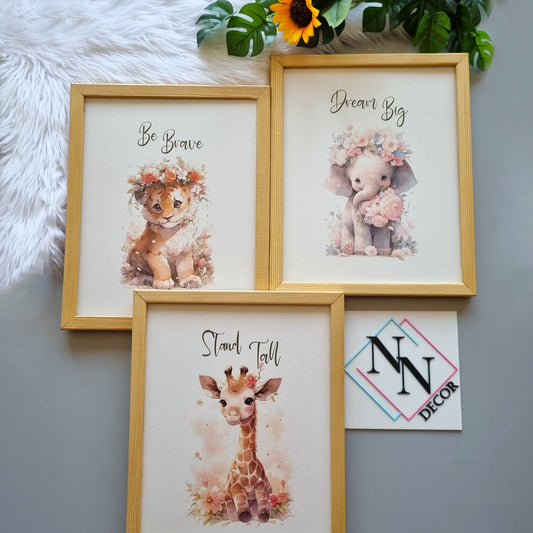 Safari - Aslan, Zürafa ve Fil - 3'lü Set - v02 image 1