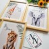 3lü-naturel-yatay Safari - Aslan, Zürafa ve Fil 3’lü Set- v01 - Doğal Ahşap Çerçeveli, Bebek ve Çocuk Odası Tablo Seti