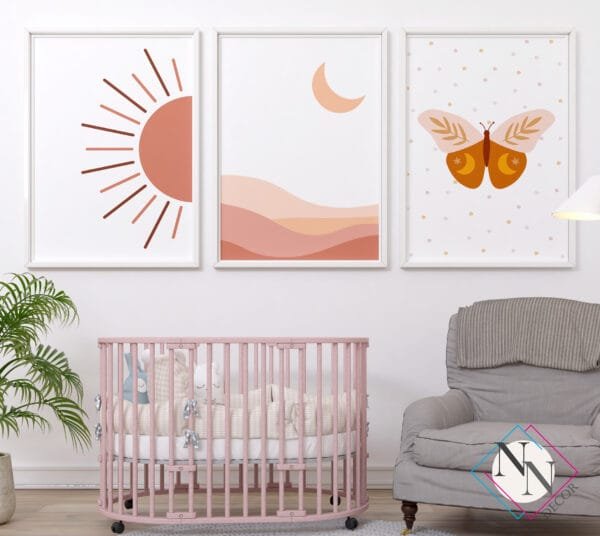 Nursery-Wall-Art-Boho-Sun-Moon-and-Butterfly Boho Temalı 3'lü Set - Güneş, Çöl, Kelebek - Doğal Ahşap Çerçeveli, Bebek ve Çocuk Odası Tablo Seti
