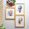 Nursery-Wall-Art-Safari-Animals-and-Balloons Balon Temalı 3'lü Set - Aslan, Ayı, Sincap - Doğal Ahşap Çerçeveli, Bebek ve Çocuk Odası Tablo Seti
