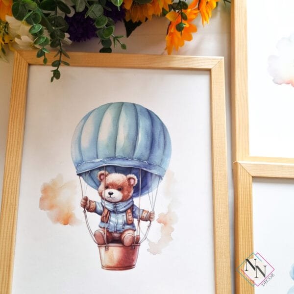 Nursery-Wall-Art-Safari-Animals-and-Balloons Balon Temalı 3'lü Set - Aslan, Ayı, Sincap - Doğal Ahşap Çerçeveli, Bebek ve Çocuk Odası Tablo Seti