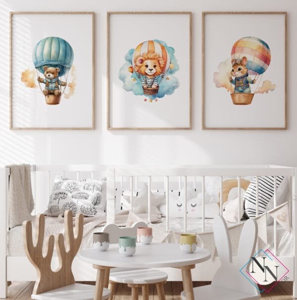 Nursery-Wall-Art-Safari-Animals-and-Balloons Balon Temalı 3'lü Set - Aslan, Ayı, Sincap - Doğal Ahşap Çerçeveli, Bebek ve Çocuk Odası Tablo Seti
